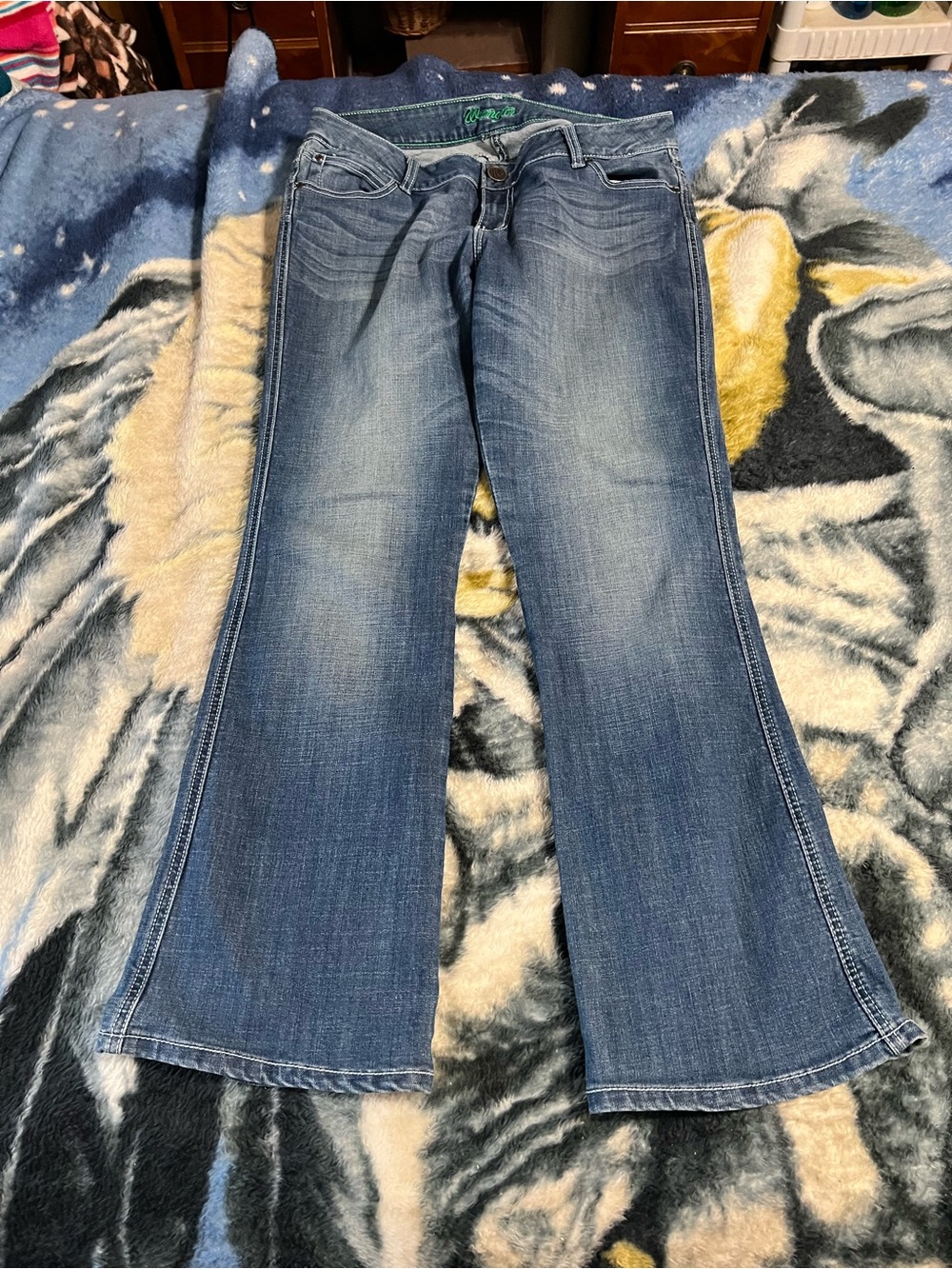 Wrangler Women's Blue Flare Jeans - Faded Mid Blue